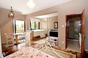 Beyaz Ev Agva - Adults Only