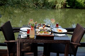 Beyaz Ev Agva - Adults Only