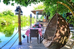 Beyaz Ev Agva - Adults Only