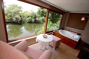 Beyaz Ev Agva - Adults Only