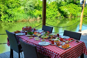 Beyaz Ev Agva - Adults Only