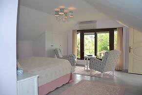 Beyaz Ev Agva - Adults Only