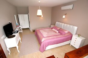 Beyaz Ev Agva - Adults Only