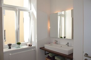 GoVienna Modern Apartment