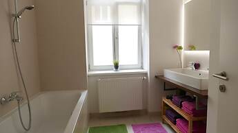 GoVienna Modern Apartment