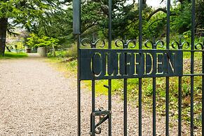 The Cliffden Hotel