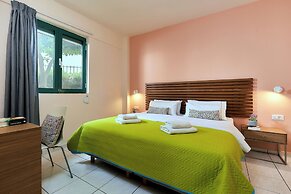 Bella Vista Hotel by Checkin