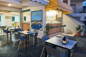 Bella Vista Hotel by Checkin