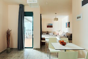 Bella Vista Hotel by Checkin