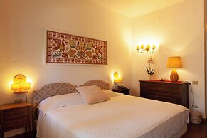 Nora Club Hotel