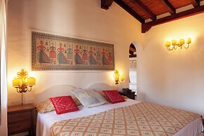 Nora Club Hotel