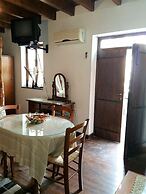 Romios Holiday Apartments