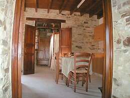Romios Holiday Apartments