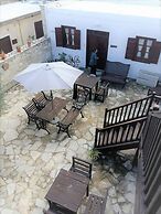 Romios Holiday Apartments