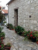 Romios Holiday Apartments