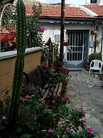 Romios Holiday Apartments