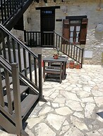 Romios Holiday Apartments