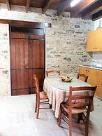 Romios Holiday Apartments