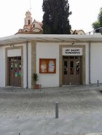 Romios Holiday Apartments