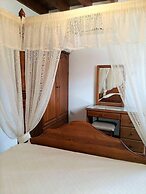 Romios Holiday Apartments