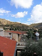 Romios Holiday Apartments