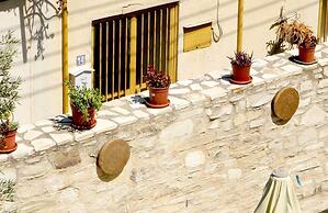 Romios Holiday Apartments