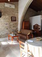 Romios Holiday Apartments