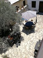 Romios Holiday Apartments