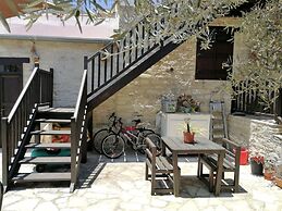 Romios Holiday Apartments