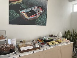 SUITEBEACH b&b and resort