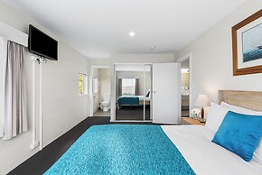 Bay View Villas
