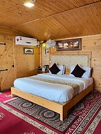Snow King Retreat - The Heaven