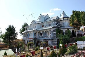 Snow King Retreat - The Heaven