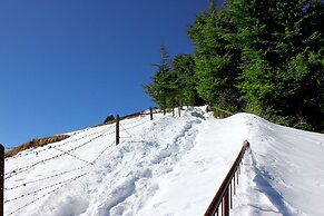 Snow King Retreat - The Heaven