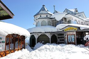 Snow King Retreat - The Heaven