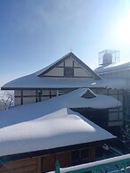 Snow King Retreat - The Heaven