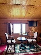 Snow King Retreat - The Heaven