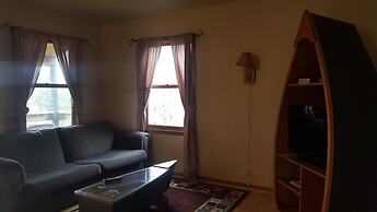 Hilltop Cabins and Motel