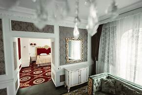 Royal Grand Hotel