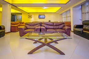 Holiday Express Hotel