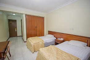 Holiday Express Hotel