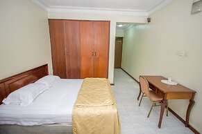 Holiday Express Hotel