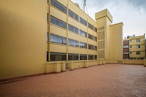 Holiday Express Hotel