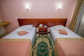 Holiday Express Hotel