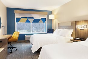 Holiday Inn Express & Suites Oak Ridge by IHG