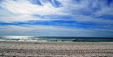 Bikini Beach Resort