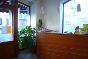 Appart Hôtel Charles Sander