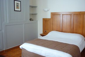 Appart Hôtel Charles Sander