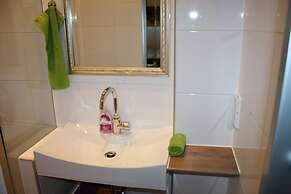 GoVienna Belvedere Apartment