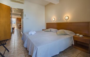 Captain Karas Holiday Apartments